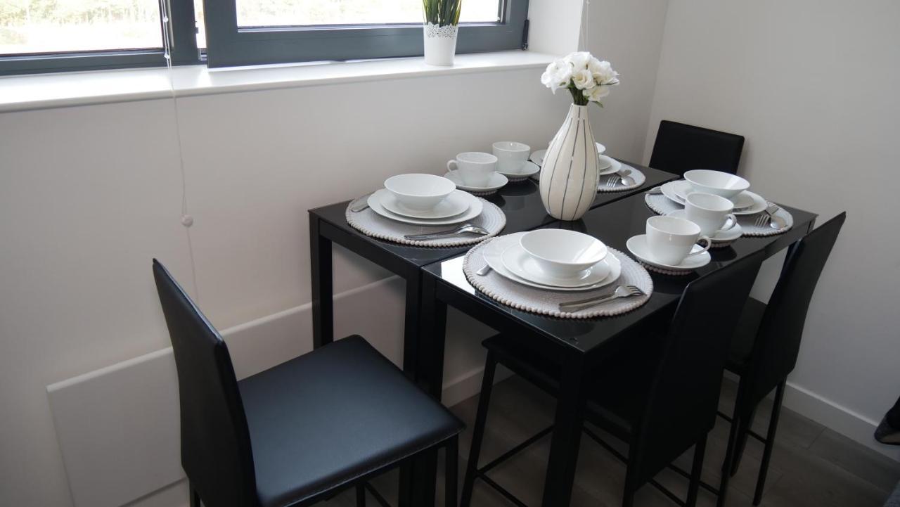 Luxurious Short Stay Flat In Milton Keynes Exterior foto